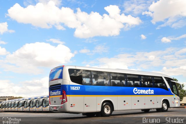 Viação Cometa 10237 na cidade de São Paulo, São Paulo, Brasil, por Bruno   Studer. Número da foto: #2197369.