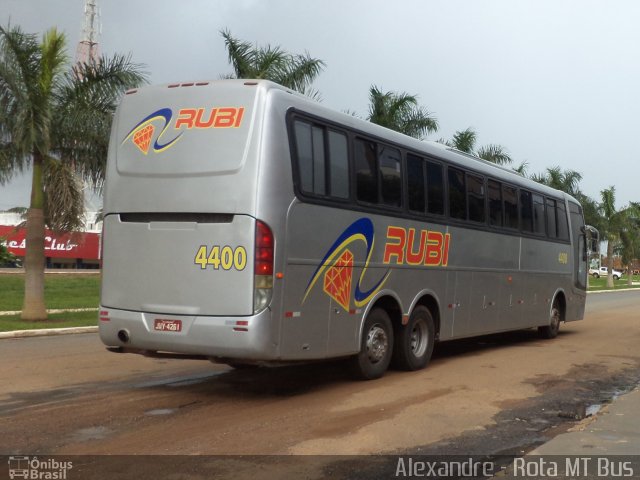 Expresso Rubi 4400 na cidade de Primavera do Leste, Mato Grosso, Brasil, por Alexandre Rodrigo. Número da foto: #2197732.