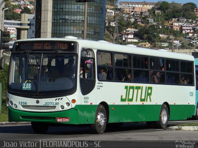 Jotur - Auto Ônibus e Turismo Josefense 1256 na cidade de Florianópolis, Santa Catarina, Brasil, por João Victor. ID da foto: 2199766.