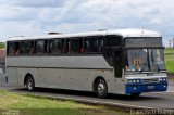 Ônibus Particulares 8705 na cidade de Assis, São Paulo, Brasil, por Francisco Ivano. Número da foto: #2201704.