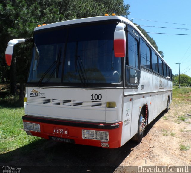 Milytur 100 na cidade de Santa Maria, Rio Grande do Sul, Brasil, por Cleverton Schmitt. ID da foto: 2202583.