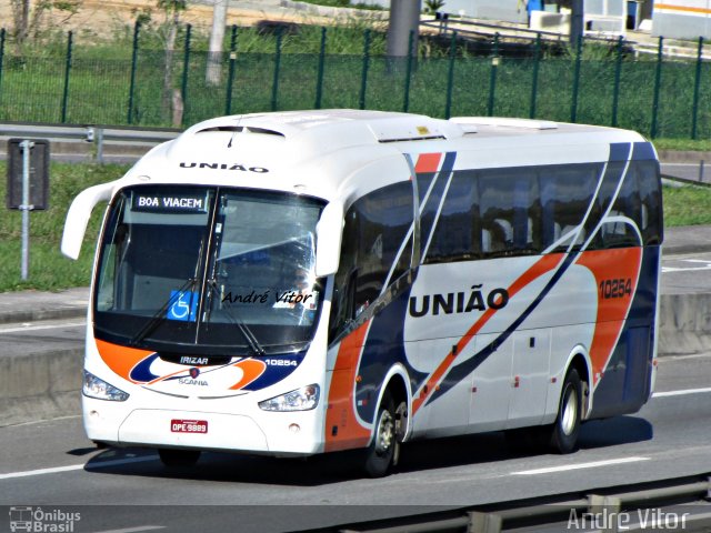 Expresso União 10254 na cidade de Queimados, Rio de Janeiro, Brasil, por André Vitor  Silva dos Santos. Número da foto: #2152204.