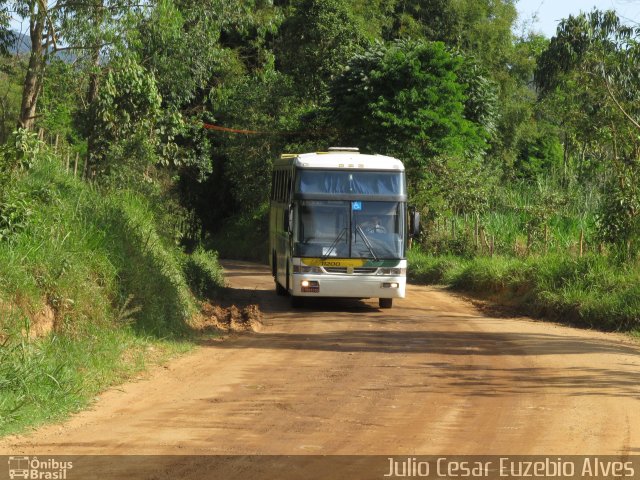 Empresa Gontijo de Transportes 11200 na cidade de São Domingos do Prata, Minas Gerais, Brasil, por Julio Cesar Euzebio Alves. ID da foto: 2150887.