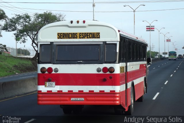 Transportes Ojo de Agua HB 2251 na cidade de , por Andrey Segura Solís. ID da foto: 2157944.