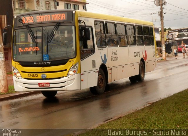 Viação Pioneira 224812 na cidade de Santa Maria, Distrito Federal, Brasil, por David Borges. Número da foto: #2162511.