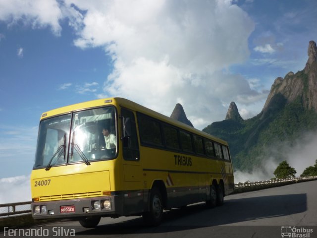 Viação Itapemirim 24007 na cidade de Teresópolis, Rio de Janeiro, Brasil, por Fernando Silva. Número da foto: #2163574.