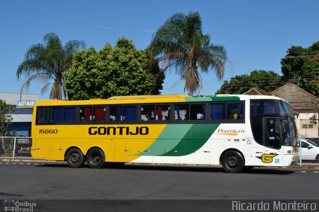 Empresa Gontijo de Transportes 15860 na cidade de Uberaba, Minas Gerais, Brasil, por Ricardo Silva Monteiro. ID da foto: 2228716.