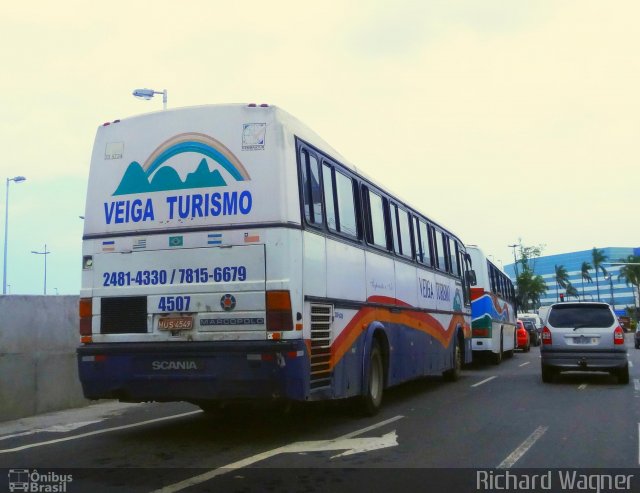 Veiga Turismo 4507 na cidade de Rio de Janeiro, Rio de Janeiro, Brasil, por Richard Wagner. Número da foto: #2232172.