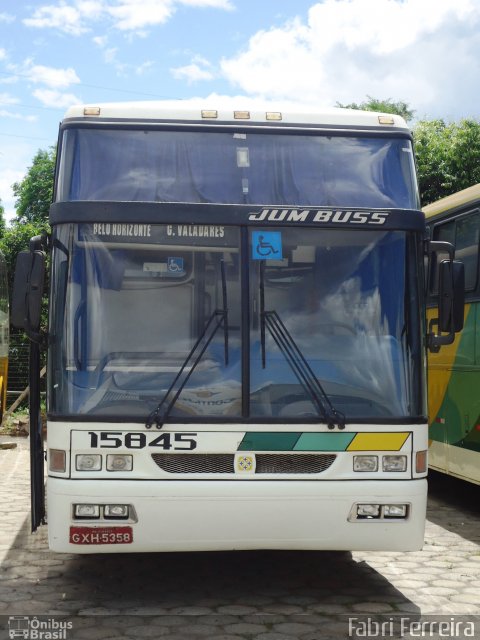 Empresa Gontijo de Transportes 15845 na cidade de Governador Valadares, Minas Gerais, Brasil, por Fabri Ferreira. ID da foto: 2237392.