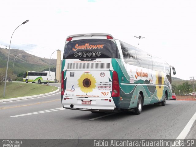 Sunflower Turismo 707 na cidade de Aparecida, São Paulo, Brasil, por Fabio Alcantara. Número da foto: #2239041.