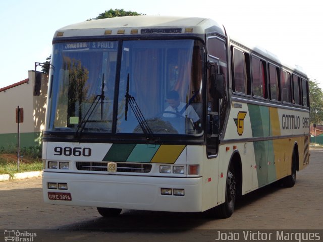 Empresa Gontijo de Transportes 9860 na cidade de São Francisco, Minas Gerais, Brasil, por João Victor Marques. Número da foto: #2241931.