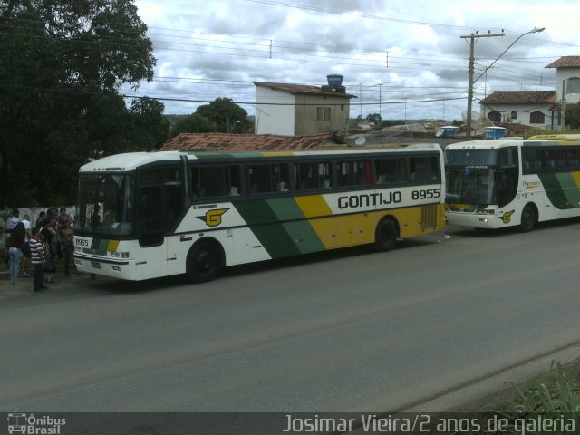 Empresa Gontijo de Transportes 8955 na cidade de Curvelo, Minas Gerais, Brasil, por Josimar Vieira. ID da foto: 2245702.