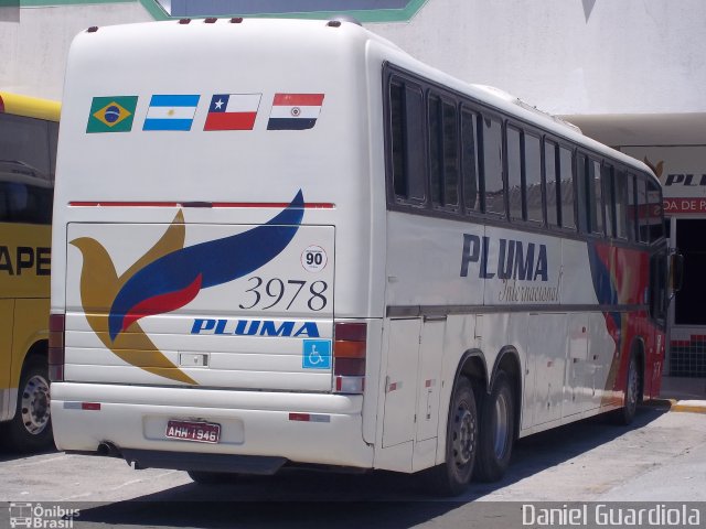 Pluma Conforto e Turismo 3978 na cidade de Biguaçu, Santa Catarina, Brasil, por Daniel Guardiola. Número da foto: #2245752.