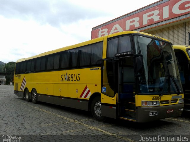 Viação Itapemirim 44051 na cidade de Manhuaçu, Minas Gerais, Brasil, por Jessé Fernandes. Número da foto: #2213580.