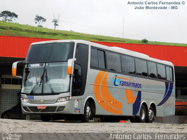 Transirmãos Turismo 5000 na cidade de João Monlevade, Minas Gerais, Brasil, por Antonio Carlos Fernandes. Número da foto: #2213223.