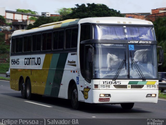 Empresa Gontijo de Transportes 15845 na cidade de Salvador, Bahia, Brasil, por Felipe Pessoa de Albuquerque. ID da foto: 2248051.