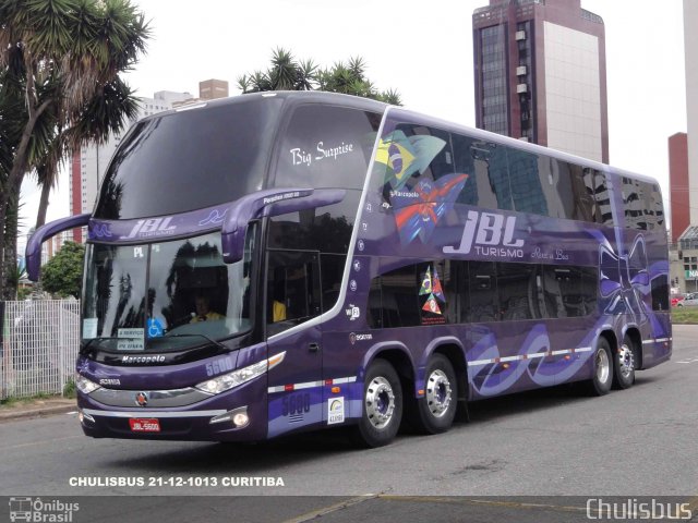 JBL Turismo 5600 na cidade de Curitiba, Paraná, Brasil, por Paulo Roberto Chulis. Número da foto: #2249202.