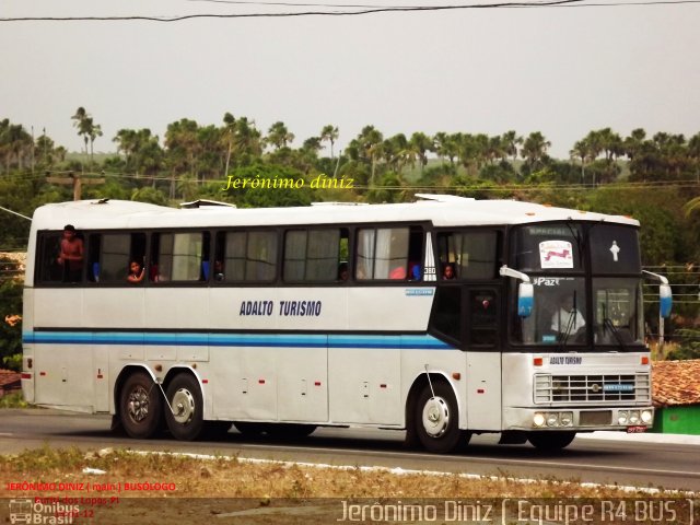 Adalto Turismo SN na cidade de Buriti dos Lopes, Piauí, Brasil, por Jerônimo Diniz. Número da foto: #2251903.