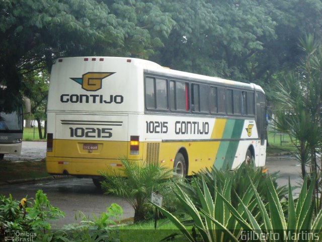 Empresa Gontijo de Transportes 10215 na cidade de Vitória, Espírito Santo, Brasil, por Gilberto Martins. ID da foto: 2254597.