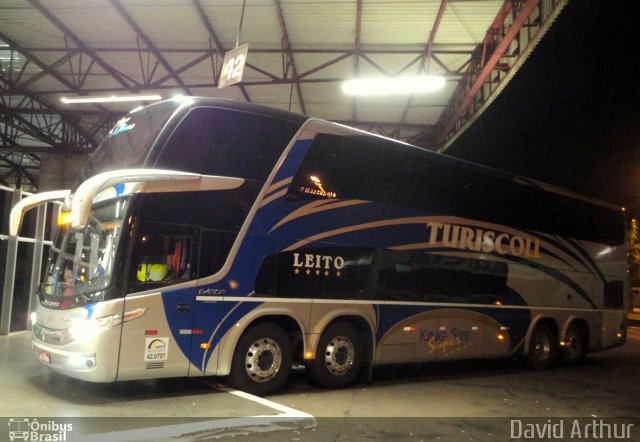 Turiscoll - Turismo Collet Ltda. 30000 na cidade de Londrina, Paraná, Brasil, por David Arthur. Número da foto: #2255653.