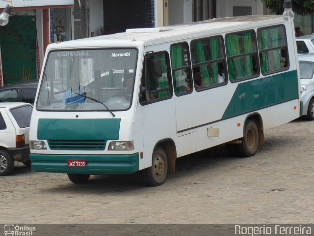 Ônibus Particulares 3235 na cidade de Tucano, Bahia, Brasil, por Rogério Ferreira de Jesus. Número da foto: #2257497.