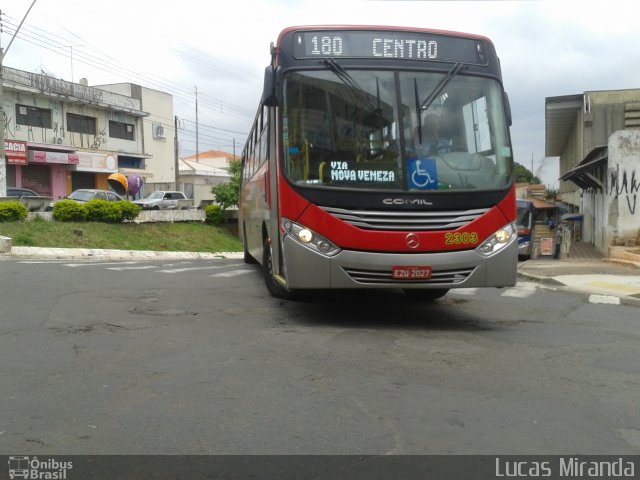 Auto Viação Ouro Verde 2303 na cidade de Sumaré, São Paulo, Brasil, por Lucas Miranda. ID da foto: 2257631.