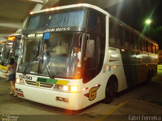 Empresa Gontijo de Transportes 15690 na cidade de Governador Valadares, Minas Gerais, Brasil, por Fabri Ferreira. Número da foto: #2257949.
