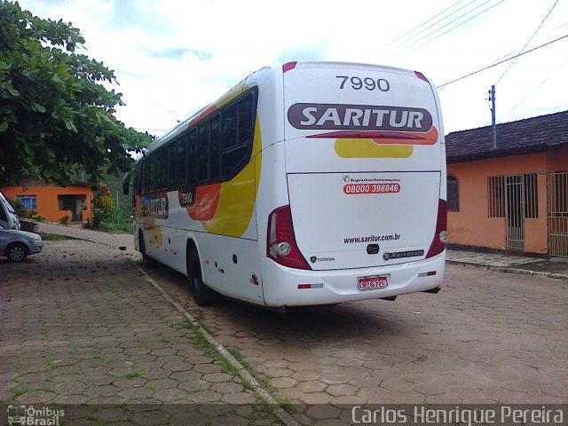 Saritur - Santa Rita Transporte Urbano e Rodoviário 7990 na cidade de Morro do Pilar, Minas Gerais, Brasil, por Carlos Henrique Pereira. Número da foto: #2262767.