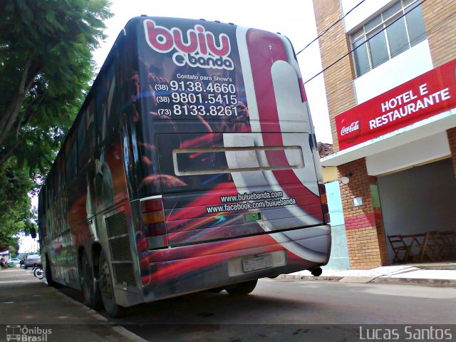 Buiú e Banda 9795 na cidade de Jequitaí, Minas Gerais, Brasil, por Lucas Santos. Número da foto: #2263027.