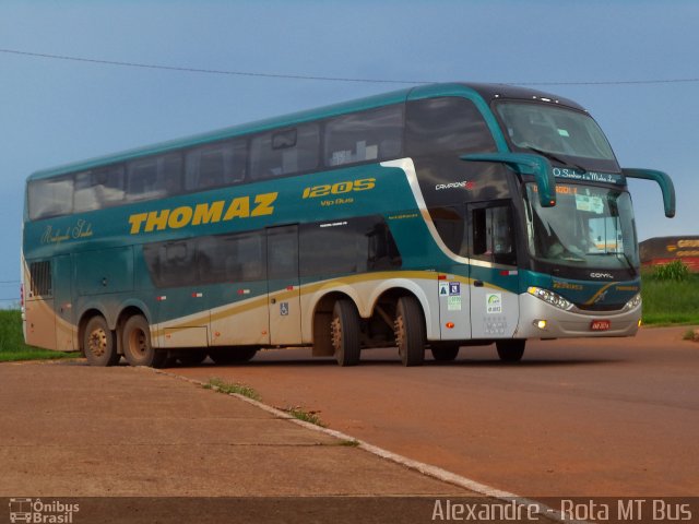 Transportes Thomaz 1205 na cidade de Rondonópolis, Mato Grosso, Brasil, por Alexandre Rodrigo. Número da foto: #2264273.
