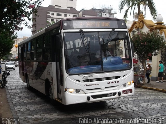 Expresso Gardenia 2310 na cidade de São Lourenço, Minas Gerais, Brasil, por Fabio Alcantara. Número da foto: #2264209.