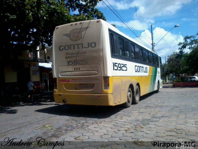 Empresa Gontijo de Transportes 15925 na cidade de Pirapora, Minas Gerais, Brasil, por Andrew Campos. ID da foto: 2267370.