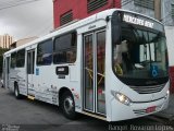 Mercedes-Benz  na cidade de São Paulo, São Paulo, Brasil, por Rangel  Rovaron Lopes. Número da foto: #:id.