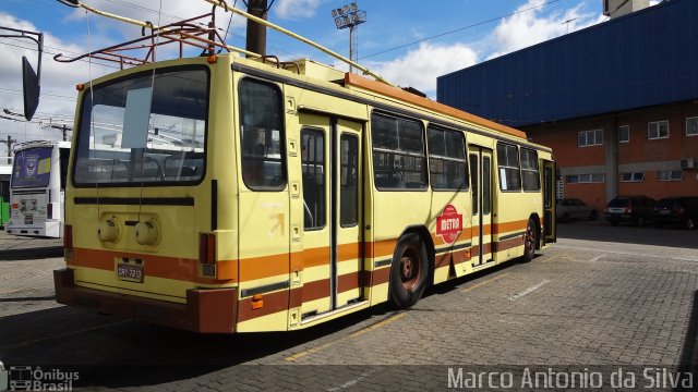 Metra - Sistema Metropolitano de Transporte 7213 na cidade de São Bernardo do Campo, São Paulo, Brasil, por Marco Antonio da Silva. Número da foto: #2272158.