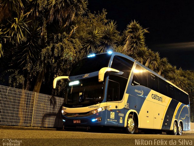 Cattani Sul Transportes e Turismo 41668 na cidade de Curitiba, Paraná, Brasil, por Nilton Félix da Silva. ID da foto: 2216982.