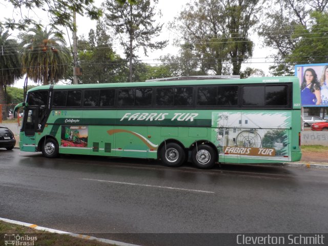 Fabris Tur 327 na cidade de Santa Maria, Rio Grande do Sul, Brasil, por Cleverton Schmitt. Número da foto: #2218297.