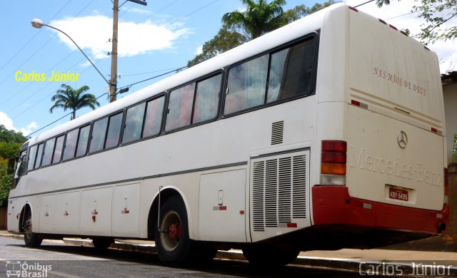 Braz Tur 5495 na cidade de Vila Boa, Goiás, Brasil, por Carlos Júnior. ID da foto: 2218078.