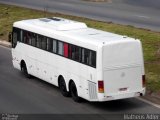 Ônibus Particulares 8106 na cidade de Belo Horizonte, Minas Gerais, Brasil, por Matheus Adler. ID da foto: :id.