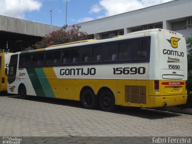 Empresa Gontijo de Transportes 15690 na cidade de Governador Valadares, Minas Gerais, Brasil, por Fabri Ferreira. ID da foto: 2222388.