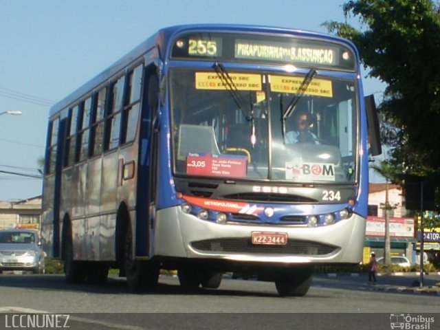 Expresso SBC 234 na cidade de São Bernardo do Campo, São Paulo, Brasil, por Luis Nunez. Número da foto: #2221935.