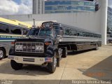 Ônibus Particulares PAPA-FILA na cidade de São Paulo, São Paulo, Brasil, por Rogério Teixeira Varadi. Número da foto: #:id.
