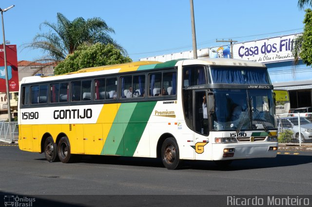 Empresa Gontijo de Transportes 15190 na cidade de Uberaba, Minas Gerais, Brasil, por Ricardo Silva Monteiro. ID da foto: 2223863.