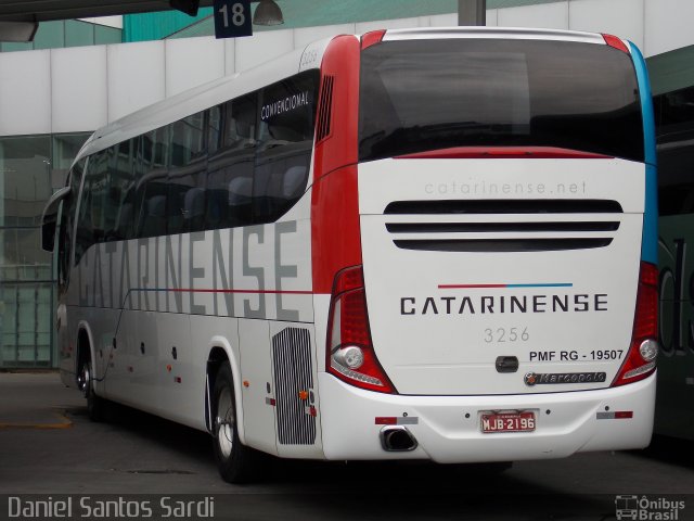 Auto Viação Catarinense 3256 na cidade de Santos, São Paulo, Brasil, por Daniel Santos Sardi. ID da foto: 1597354.