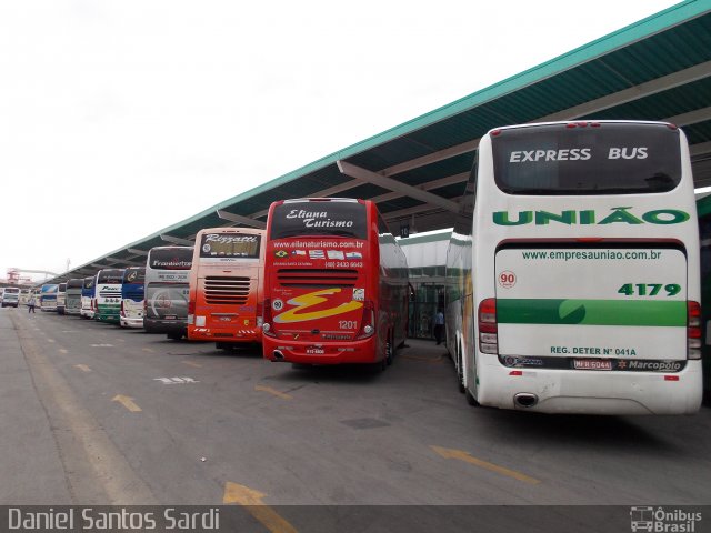 Empresa União de Transportes 4179 na cidade de Santos, São Paulo, Brasil, por Daniel Santos Sardi. Número da foto: #1597491.
