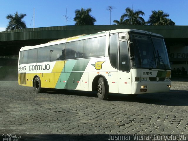 Empresa Gontijo de Transportes 3915 na cidade de Curvelo, Minas Gerais, Brasil, por Josimar Vieira. ID da foto: 1596805.