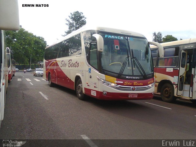 Viação São Bento Ribeirão Preto 11010 na cidade de Ribeirão Preto, São Paulo, Brasil, por Erwin  Luiz. Número da foto: #1605514.