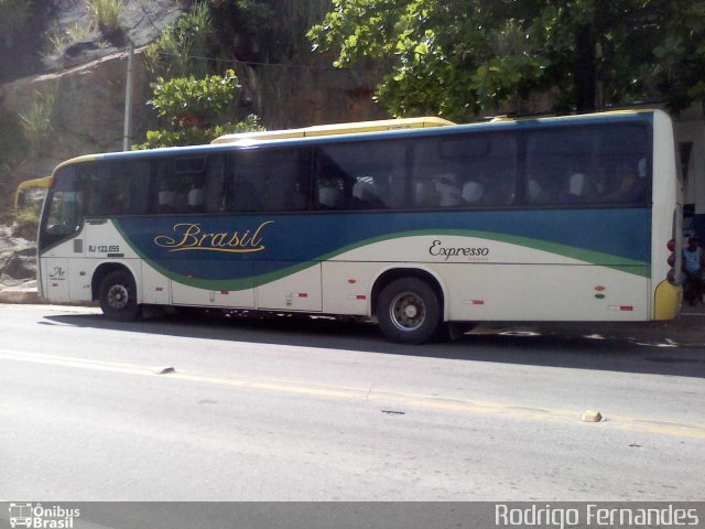 Brasil SA Transporte e Turismo RJ 122.055 na cidade de Sapucaia, Rio de Janeiro, Brasil, por Rodrigo Fernades. Número da foto: #1604247.