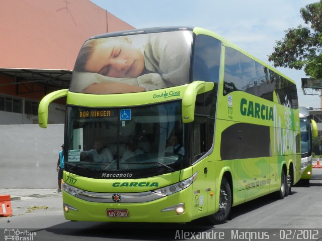 Viação Garcia 7117 na cidade de Rio de Janeiro, Rio de Janeiro, Brasil, por Alexandre  Magnus. Número da foto: #1607728.