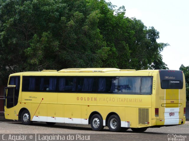 Viação Itapemirim 45335 na cidade de Lagoinha do Piauí, Piauí, Brasil, por Carlos Aguiar ®. ID da foto: 1606806.