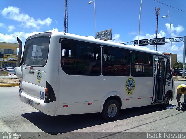 Ônibus Particulares 016 na cidade de Ipojuca, Pernambuco, Brasil, por Isack Passos. ID da foto: 1608436.